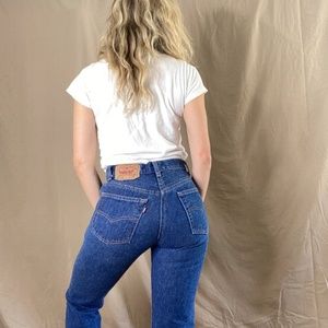 Vintage Levi's 501 Button Fly High Waist Jeans Sz 26x31 USA Made